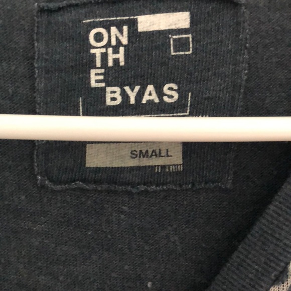 Long sleeve acid wash shirt - Picture 4 of 4